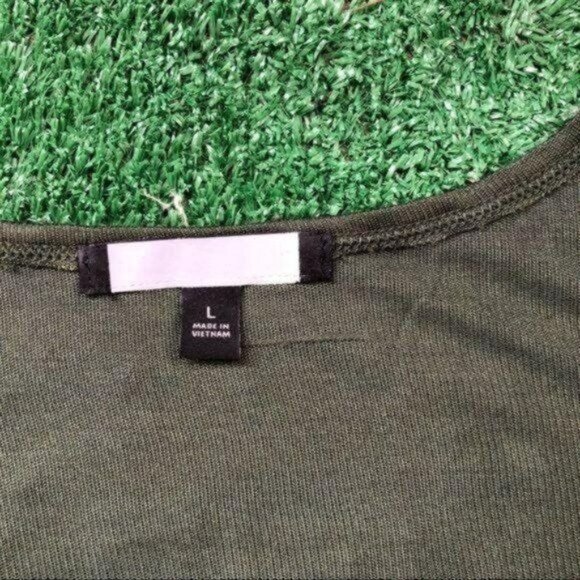 Olive Green Sleeveless Shirt Scoop Neckline Size L - Picture 5 of 6